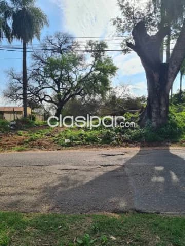 Terreno ubicado sobre avenida principal en San Lorenzo, zona palacio de justicia — foto 3