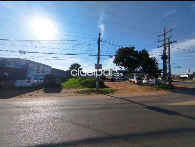 imponente terreno cruce Acceso Sur y Ruta Villeta