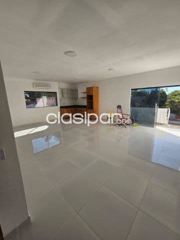 AMPLIO Departamento de 2 dormitorios a estrenar en Lambare barrio Panambireta