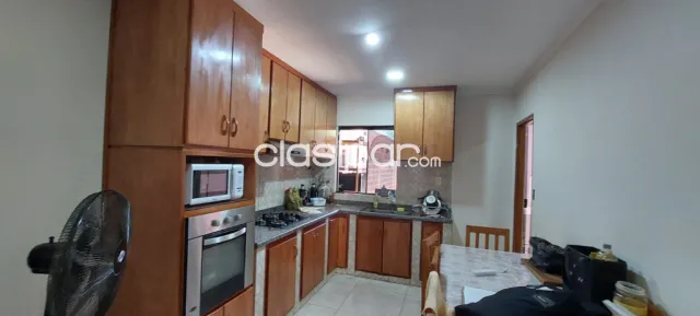 casa en el barrio San Pedro de Encarnación: 4 habitaciones y 3 baños, foto 3