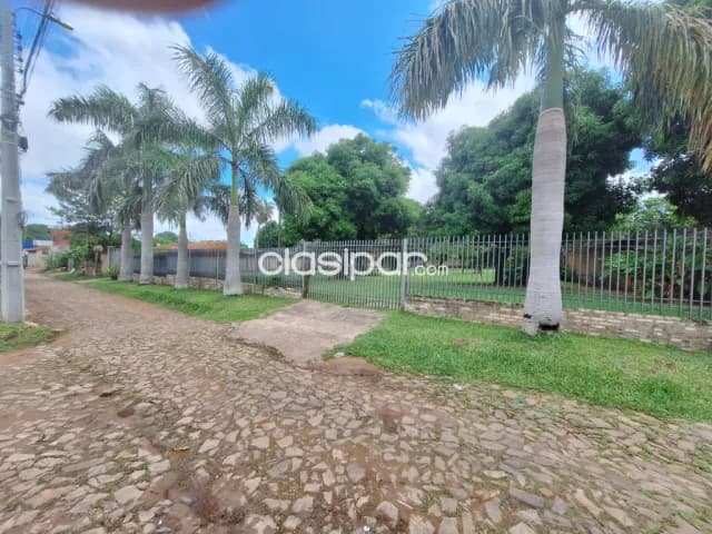 Terreno amurallado de 2255 m2 en Luque laurelty, foto 2