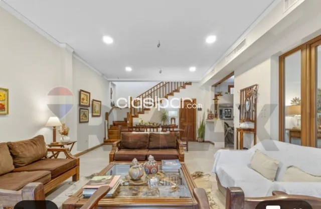 Amplia casa 5 hab.en suite c/piscina terreno 960 m2 bo.tembetary-asuncion, foto 2