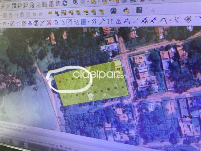 Terreno amplio en Luque Zona Rakiura - Barrio Loma Merlo, ideal para inversión en Dúplex!