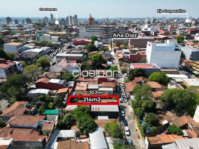 Propiedad a pasos del mercado 4, foto 1