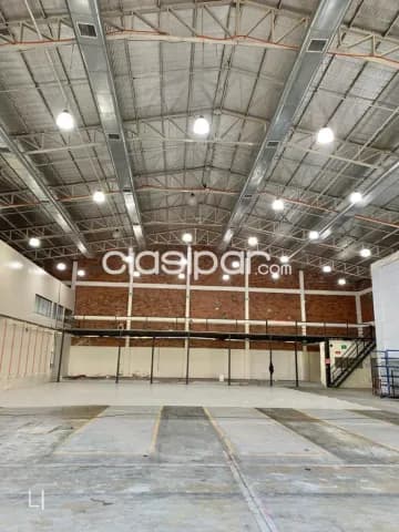 Prox. Mme lynch, cit: 1.200 m2, deposito empresarial importante, p/ logistica y alamacenam, foto 4