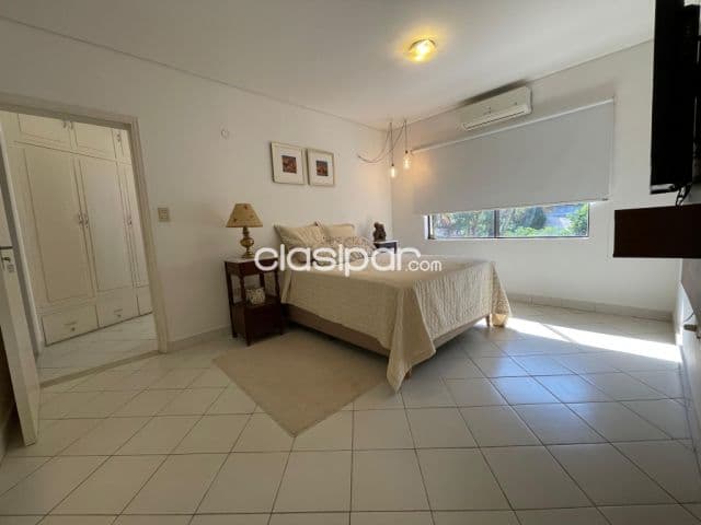Casa en barrio residencial, mcal. Lopez asuncion cod 6015, foto 1