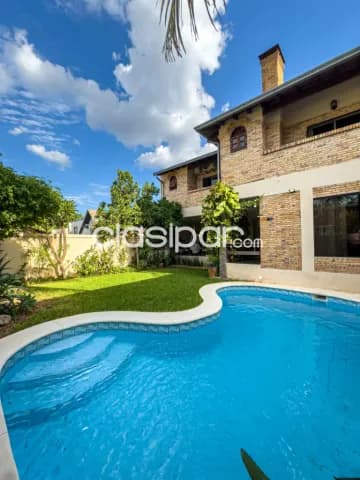 En venta residencia de 4 dormitorios en Mburucuya - Asunción, foto 2