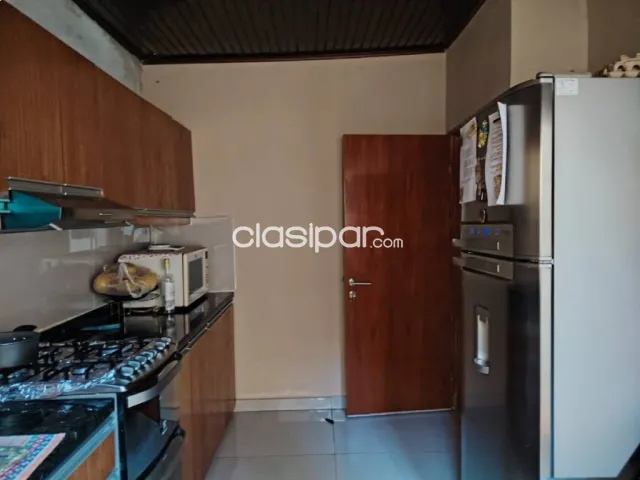 Casa en el centro de San Lorenzo con fachada colonial — foto 5
