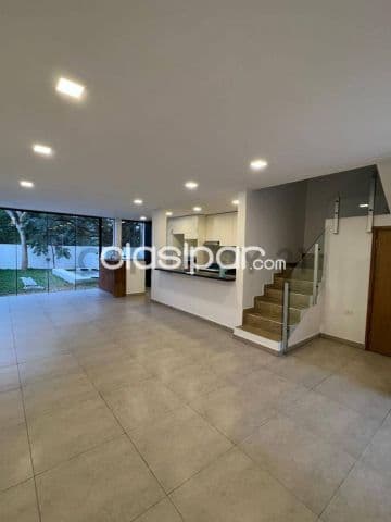 En venta duplex estilo toscano en Luque