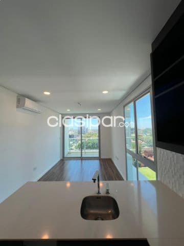 Se alquila departamento, 1 habitación zona Del Sol