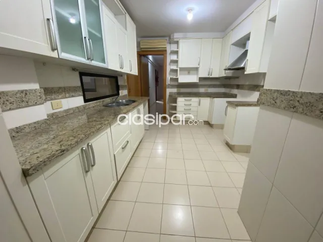 o venta de amplia departamento zona Del Sol, foto 5
