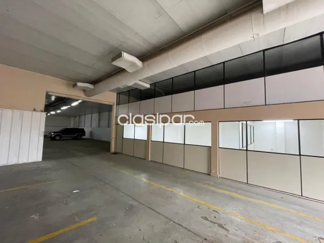 Villa Morra: Espectacular deposito p/ gym, oficinas, ubicación ideal, imperdible!!! — foto 4