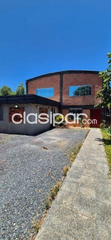 Oficinas y Local Comercial en Venta en Asuncion - Trinidad