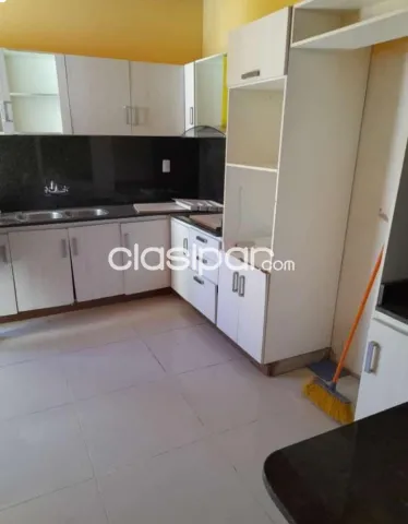 Casa con piscina en Mariano Roque Alonso, foto 3