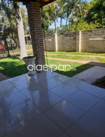 Casa con piscina en Mariano Roque Alonso, foto 4