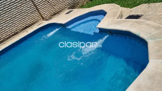 Casa con piscina en Mariano Roque Alonso, foto 5