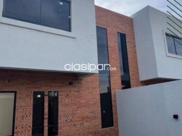 Duplex a estnrenar en Luque - loma merlo 11817