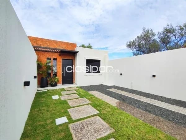 En venta duplex a estrenar de 2 habitaciones en Luque 11814, foto 2
