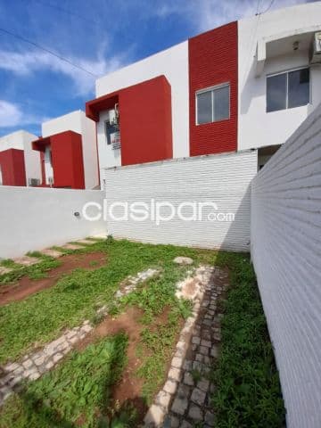 Hermoso duplex en Luque tercer barrio cod 2749