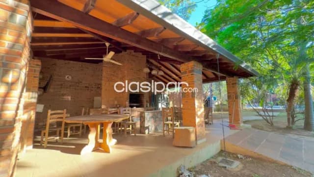 Amplio terreno con casa de 3 dormitorios y piscina en areguá - patiño, foto 4