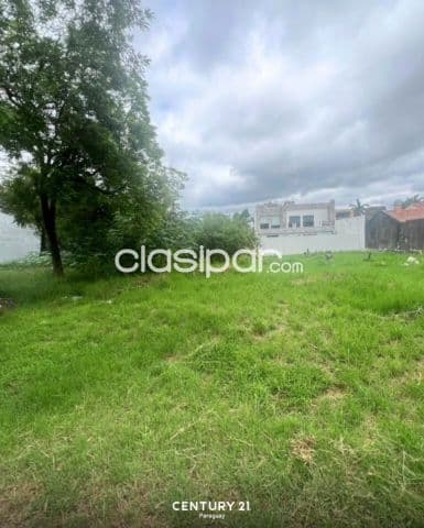 terreno en Lambaré – a pasos del Yacht y Golf Club Paraguayo, foto 1