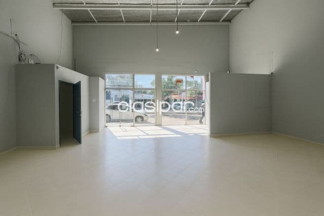Salon comercial en asuncion, bº ciudad nueva cod 6136