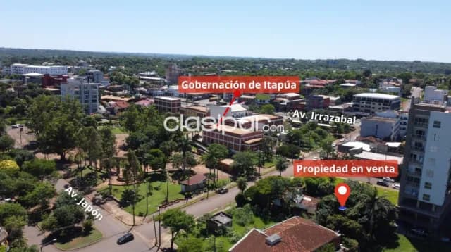Propiedad situada al costado de la Gobernación de Itapúa — foto 3