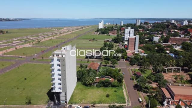 Propiedad situada al costado de la Gobernación de Itapúa — foto 5