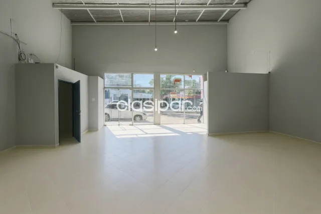 Salon comercial en asuncion cod 6136, foto 2