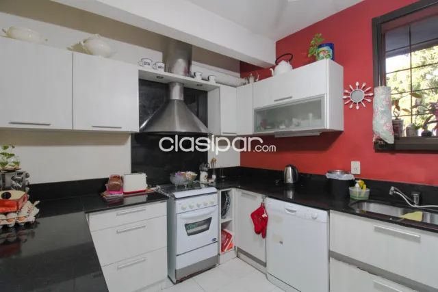 En venta residencia en Barrio Vista Alegre - Asunción, foto 5