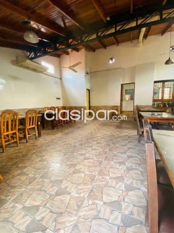 En venta casa con local gastronomico en asuncion ,pettissi id 43417 — foto principal