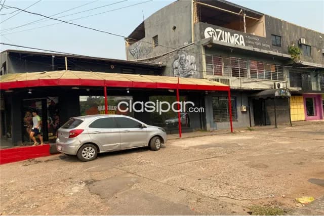 Casa en esquina sobre la avda Fernando de la Mora, foto 4