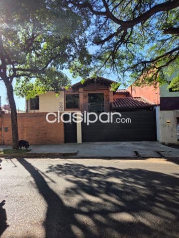 Residencia en venta barrio mcal. Estigarribia Asunción, foto 1