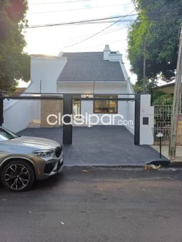 En venta casa de 4 dormitorios en Barrio Jara Asunción, foto 2