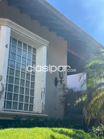 Amplia residencia en venta en barrio mcal. López, detrás del león condou — foto 2
