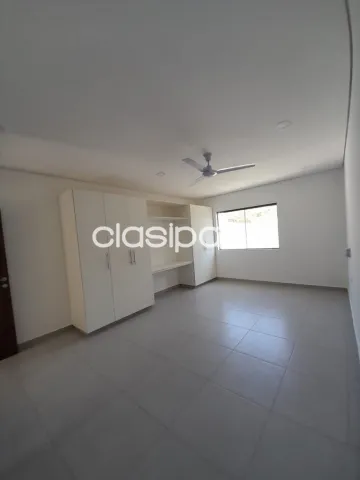 Duplex en Luque zona conmebol cod 2323 — foto 3
