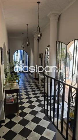 Hermosa casona de frente colonial en barrio dr. Francia — foto 5