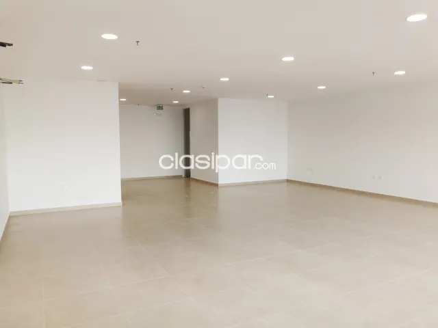 Invertí seguro! Gran oficina en elegante edificio, foto 5