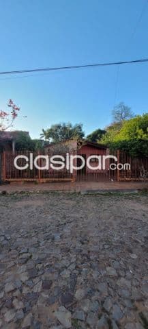 En venta casa a refaccionar-Fernando de la Mora zona sur