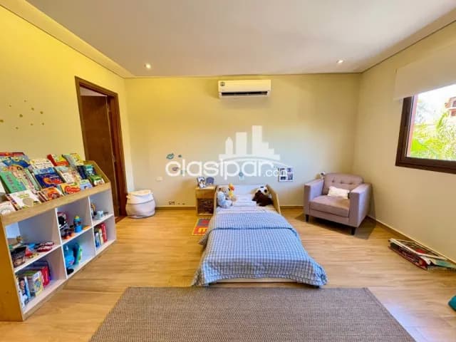 casa de 4 suites en Mburucuya Asuncion — foto 3