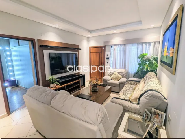 Lambaré, prox. Cacique: Toda planta baja, ubicación residencial, amplia recepción, escrit, foto 3