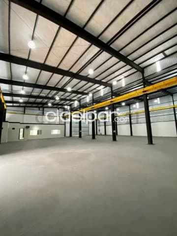 Depósito con showroom en Mariano Roque Alonso, a metros de la transchaco — foto 4