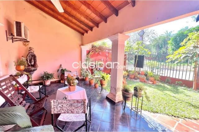 Casa en esquina en Luque, foto 5