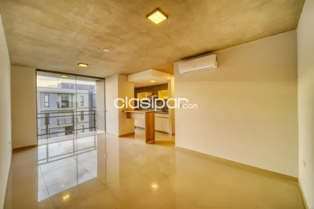 ✨insignia 4: En venta depto. De 2 dorm. En Luque✨ — foto 2