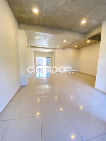 Duplex en alquiler en Loma Merlo, Luque - LHO4333648