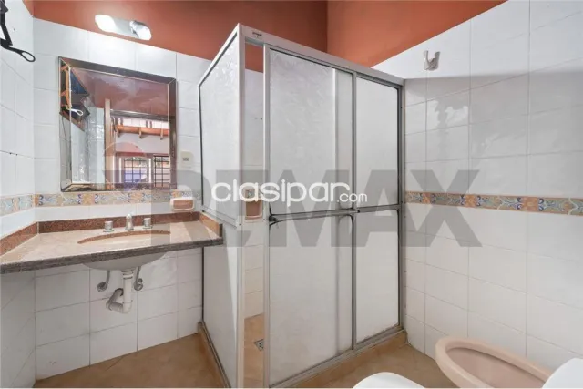 Casa en esquina para vivienda u oficina en Fernando de la Mora, foto 4