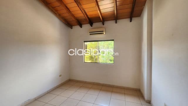 Duplex en Luque zona cit cod 6265
