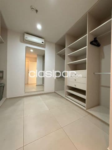 Departament0 en asuncion barrio ycua sati cod 6053