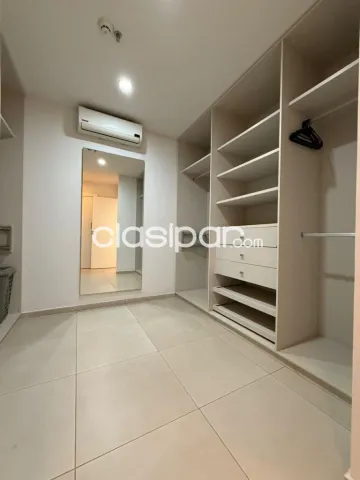 Departament0 en asuncion barrio ycua sati cod 6053, foto 2