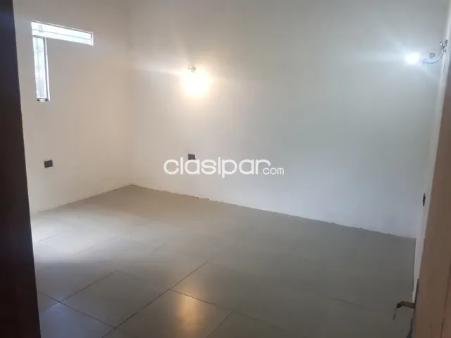 Hermosa Casa Residencial ubicada en Luque a 150 metros de la avenida Las Residentas — foto 4